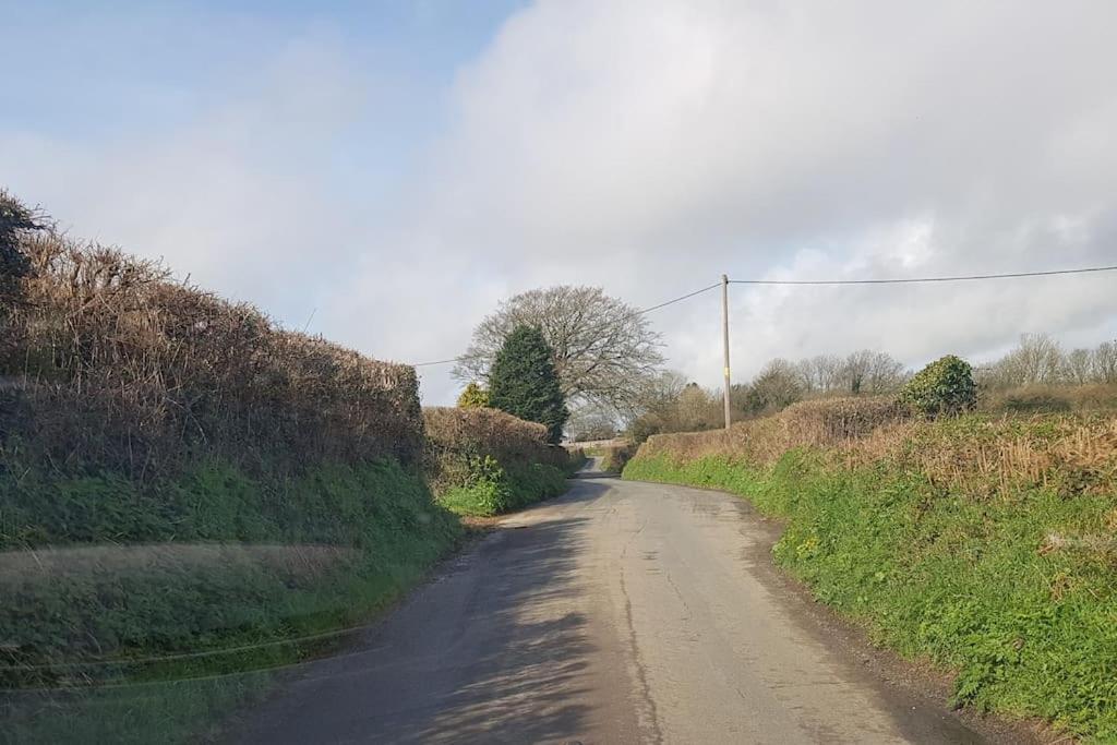 סולטאש De-Vollard, Cornish Cottage, Lovely Village מראה חיצוני תמונה