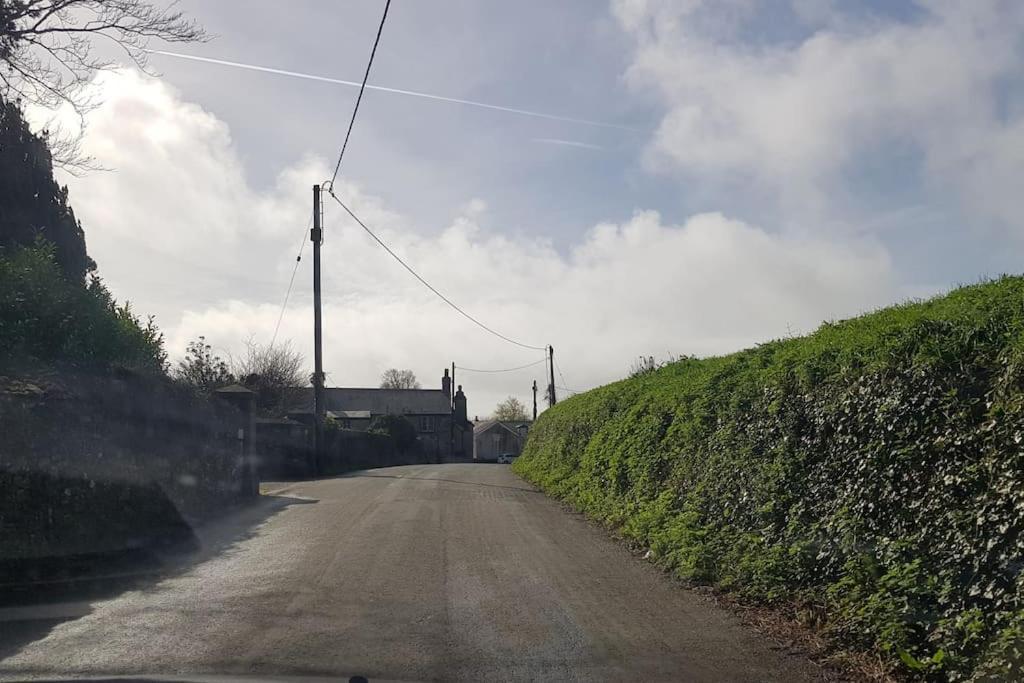 סולטאש De-Vollard, Cornish Cottage, Lovely Village מראה חיצוני תמונה